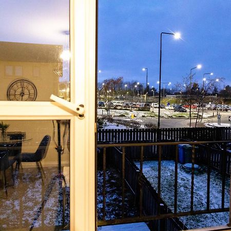 Livingston North Station Apartments Luaran gambar